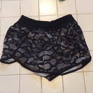 Lululemon tracker short